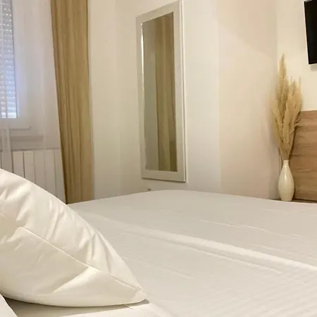 Komljenovic Apartmán Pula