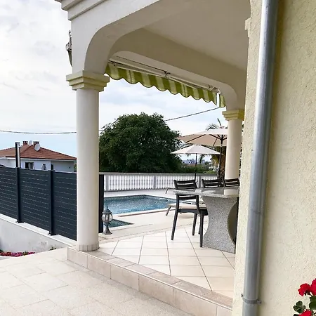 Komljenovic Appartement *