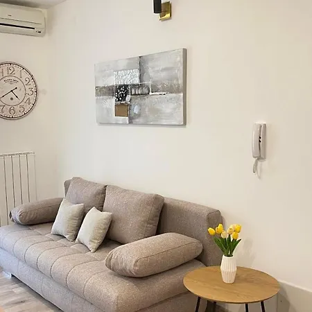 Komljenovic Apartamento *