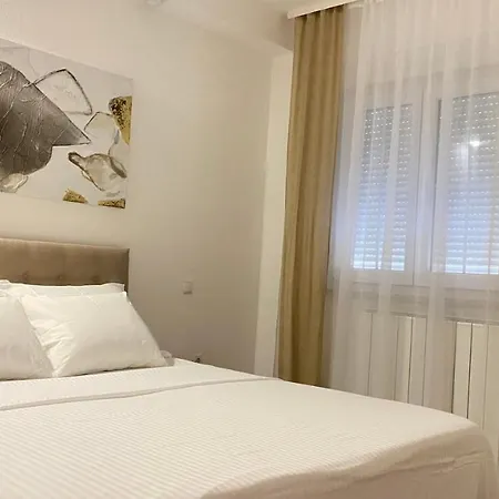 Komljenovic Appartement *