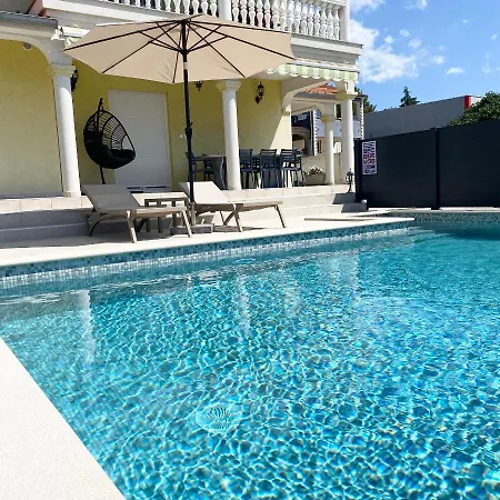 Komljenovic Appartamento *