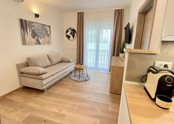 Komljenovic Apartment Pula