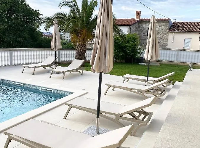 Komljenovic Appartement Pula