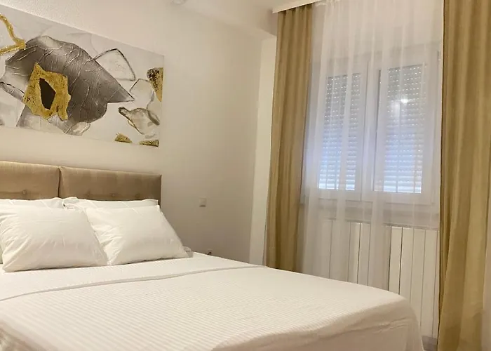 Komljenovic Appartement *