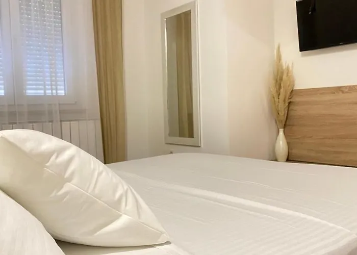 Komljenovic Appartement Pula